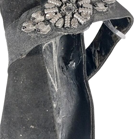NWOT! TAHARI! BLACK GENUINE SUEDE LEATHER W/PATENT HEEL, BEADED DETAIL HEELS! 8M - Picture 9 of 11